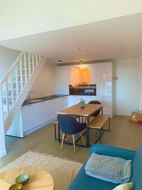 La Belle Vue-Charming Duplex Apartment With Sea View, 50 Meters From Beach And Private Parking Saint-Raphaël Екстериор снимка