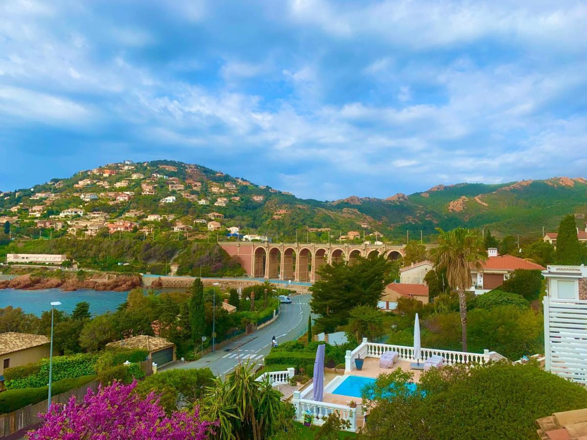 La Belle Vue-Charming Duplex Apartment With Sea View, 50 Meters From Beach And Private Parking Saint-Raphaël Екстериор снимка